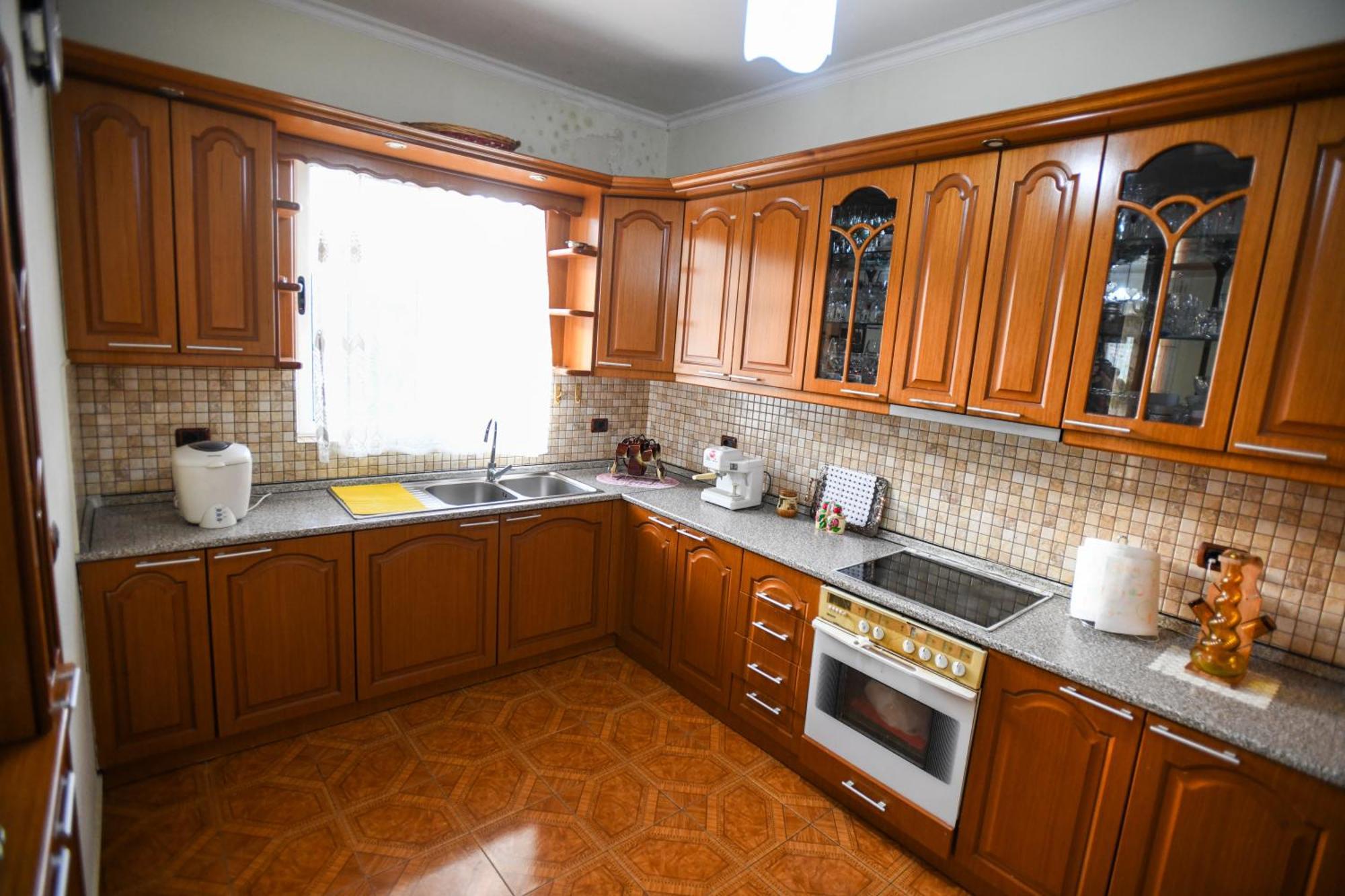 Apartment Darlin Berat Exterior foto